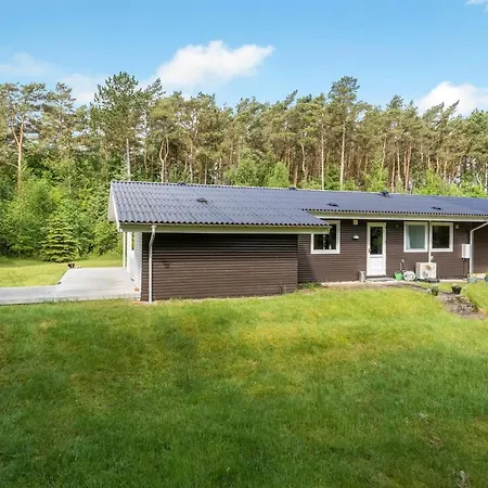 Elsemaria - 1-3km From The Sea By Interhome